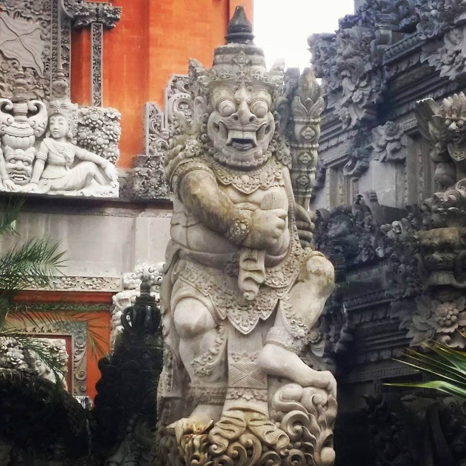 escape from Kuta Bali where is tara povey irish travel blog